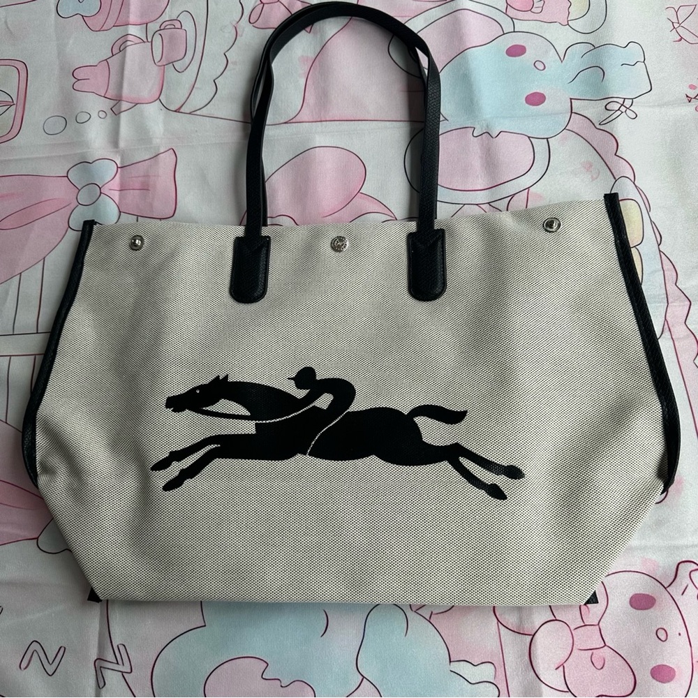 Longchamp Essential Toile Canvas Shoulder Bucket Bag - Picture 5 of 7